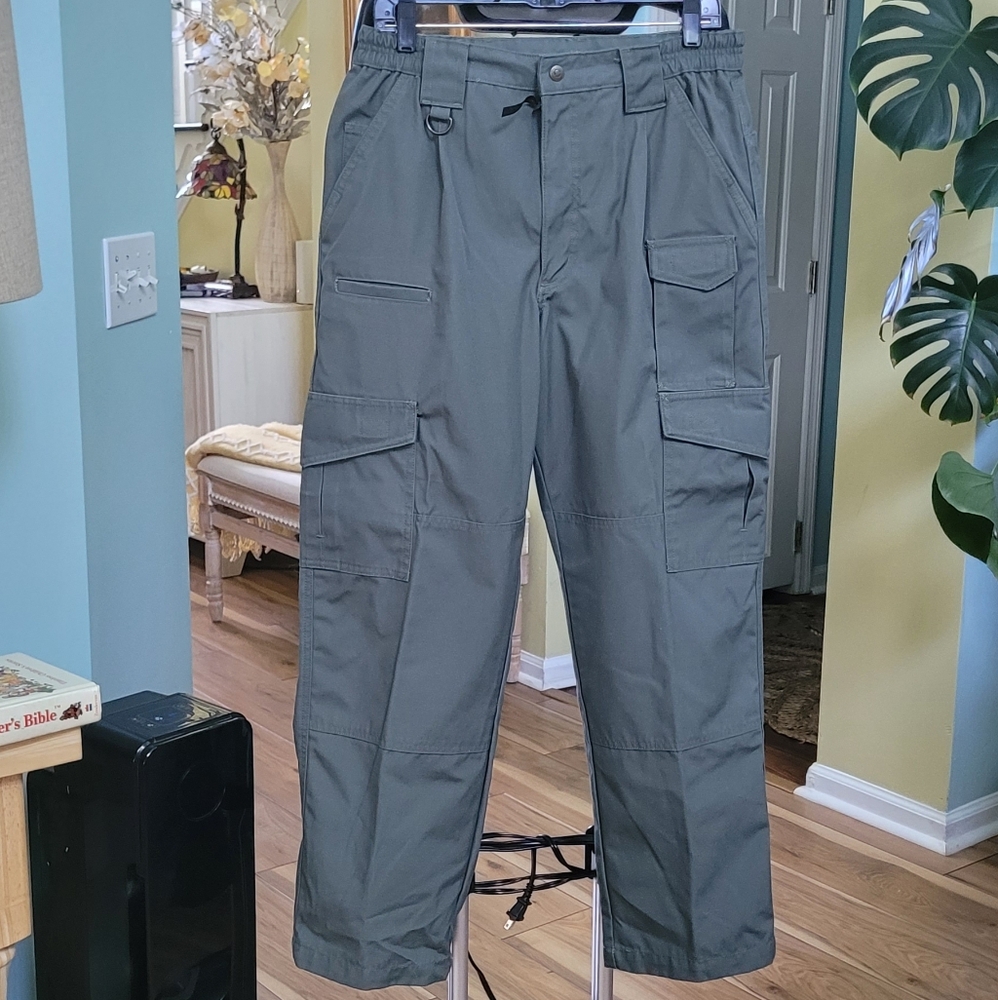 Propper Men's Cargo Pants in Olive Green Size 34/30